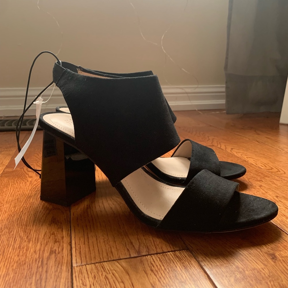 Open Toe Heels - Picture 3 of 5